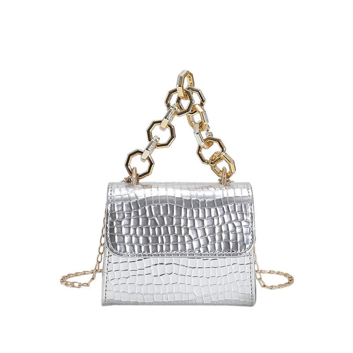 Top chained bag