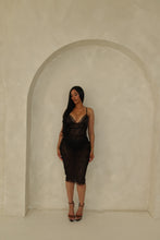 Load image into Gallery viewer, Date night midi