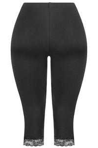 Laced trims capris