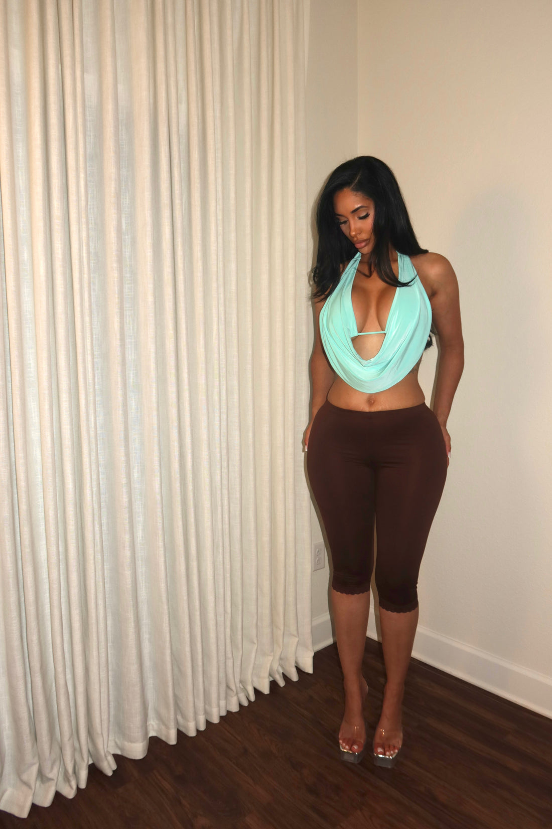 Nikki crop