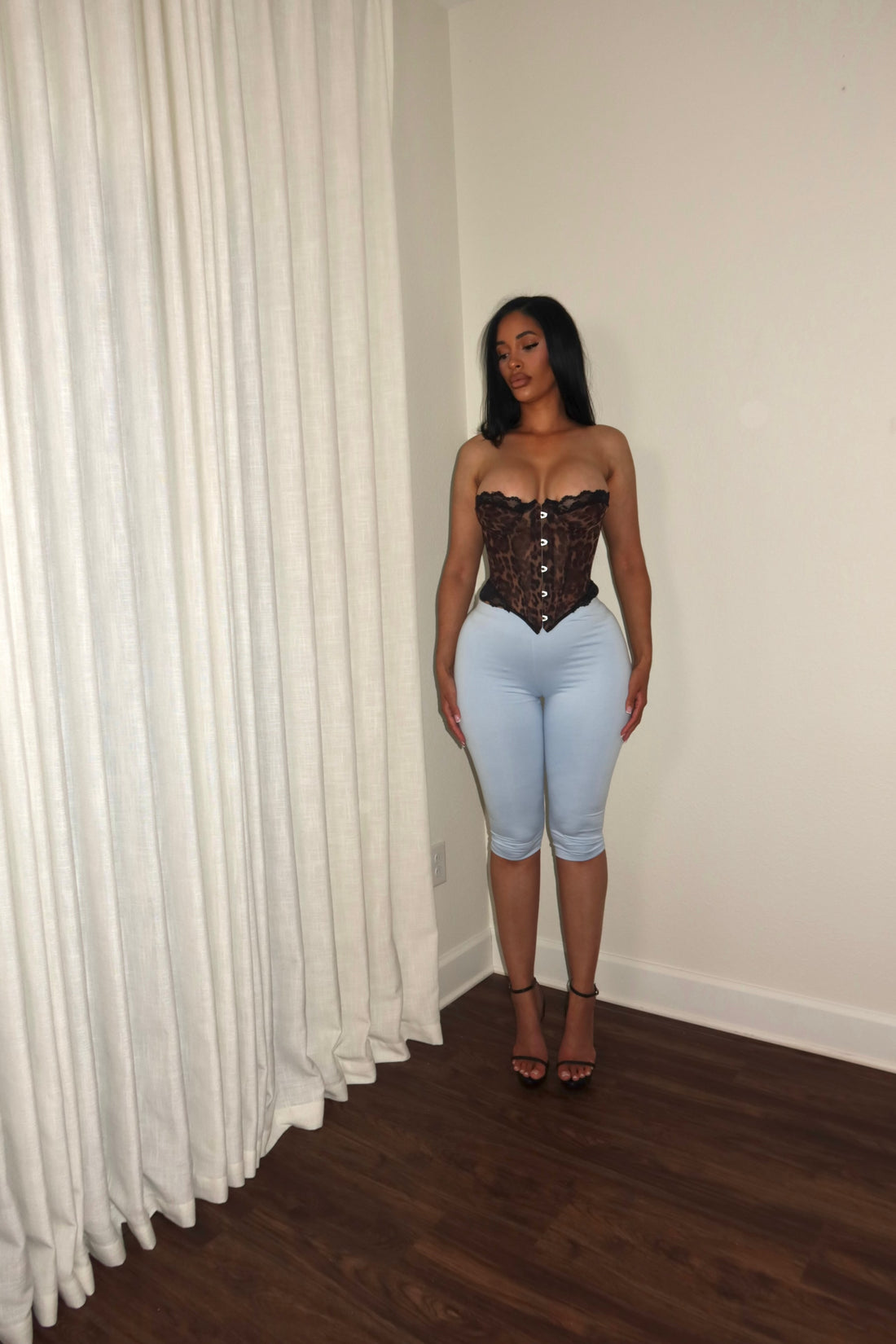 Marcia capris