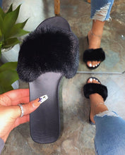 Load image into Gallery viewer, Fuzzy babe sandals