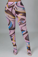 Load image into Gallery viewer, Catching swirls leggings