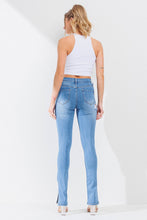 Load image into Gallery viewer, Trendsetter jeans