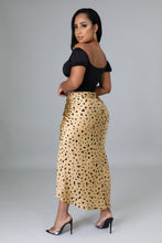 Load image into Gallery viewer, First class skirt